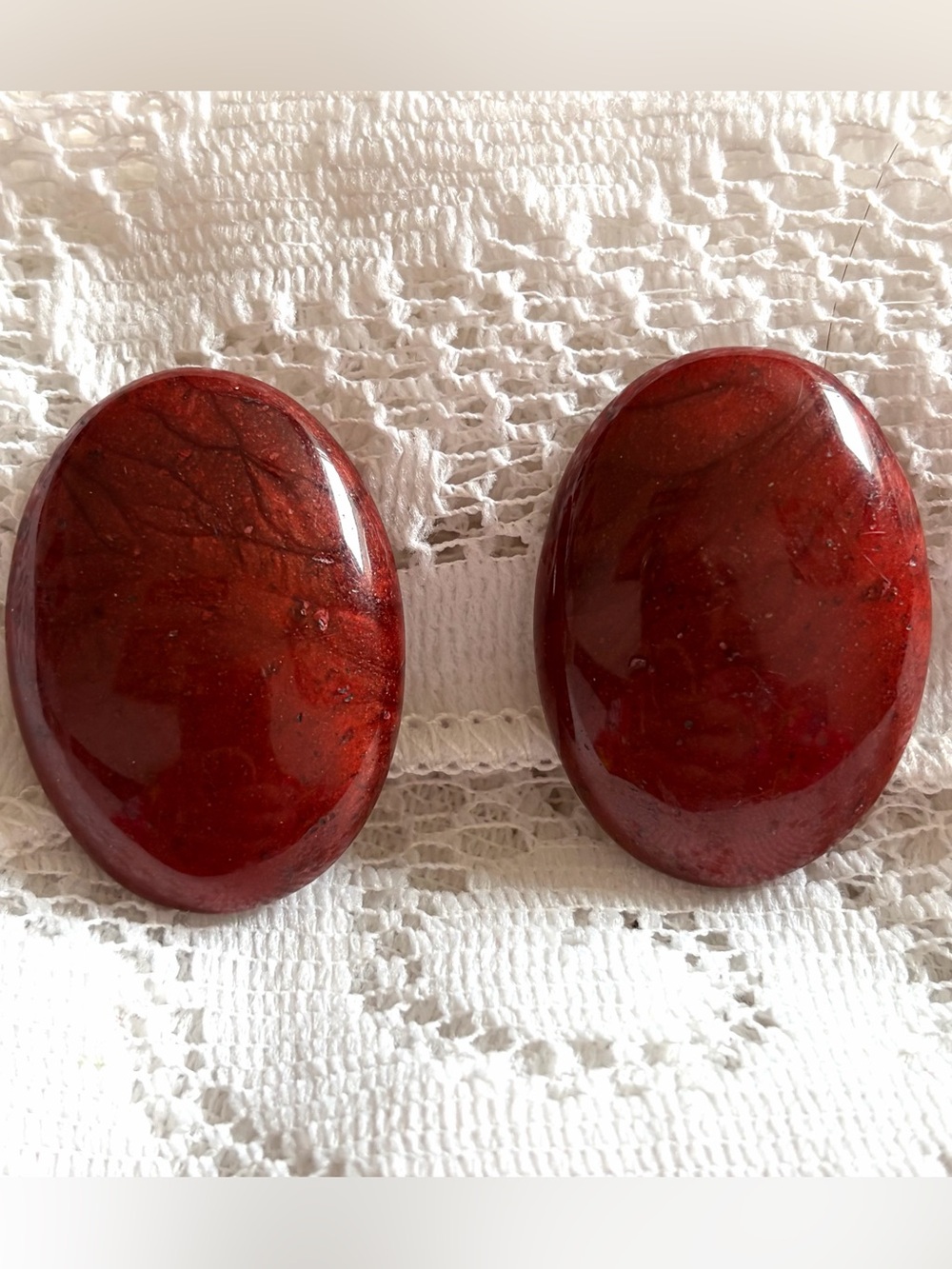 ❤️Vintage 1980s Terracotta Brick Red Resin Statement Clip On Earrings❤️